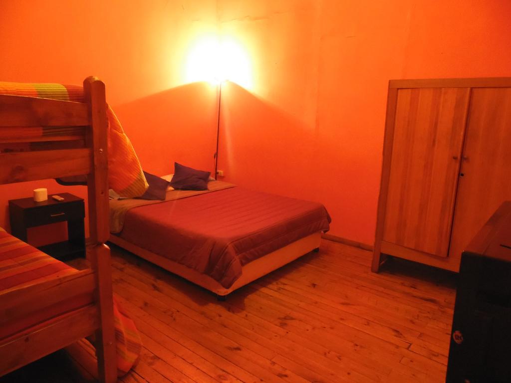 וואלפאראיסו Hostal Tricontinental חדר תמונה