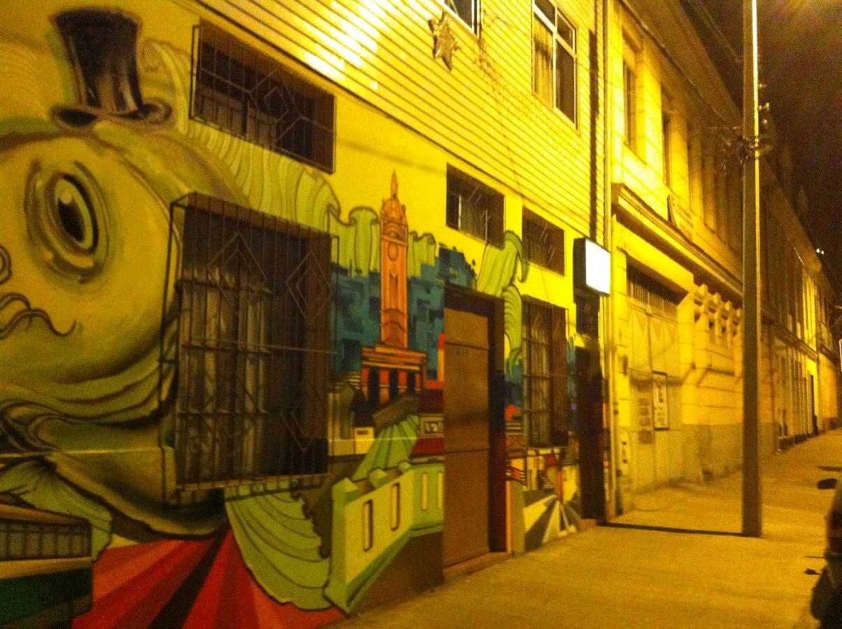 וואלפאראיסו Hostal Tricontinental מראה חיצוני תמונה