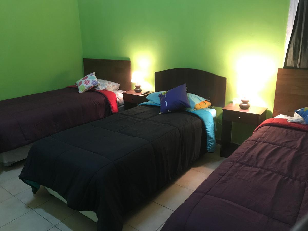 וואלפאראיסו Hostal Tricontinental מראה חיצוני תמונה