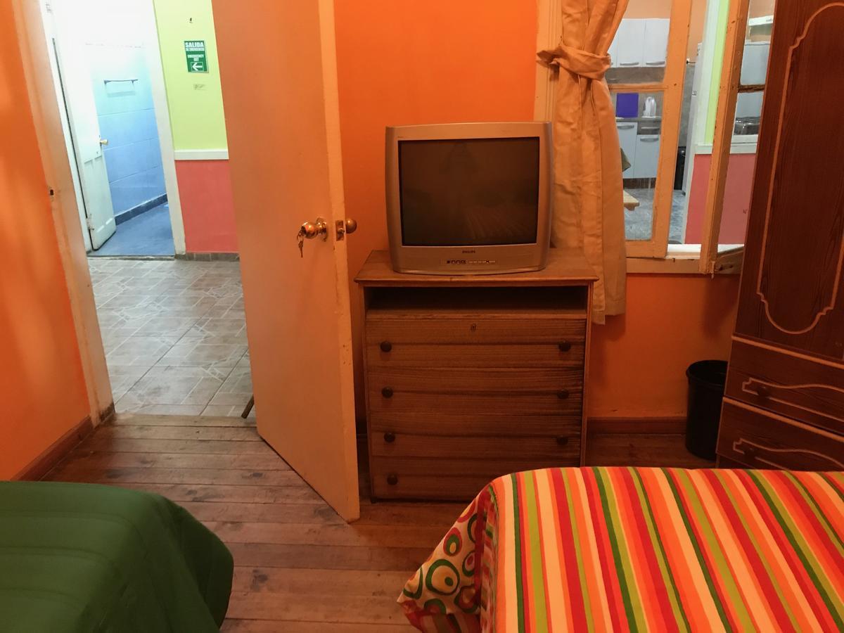 וואלפאראיסו Hostal Tricontinental מראה חיצוני תמונה