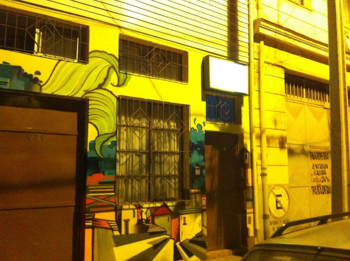 וואלפאראיסו Hostal Tricontinental מראה חיצוני תמונה