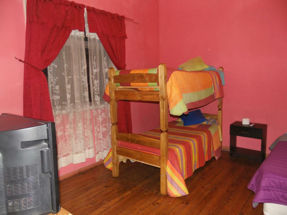 וואלפאראיסו Hostal Tricontinental מראה חיצוני תמונה