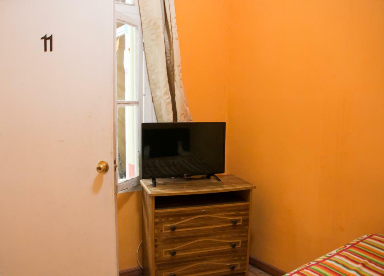 וואלפאראיסו Hostal Tricontinental מראה חיצוני תמונה