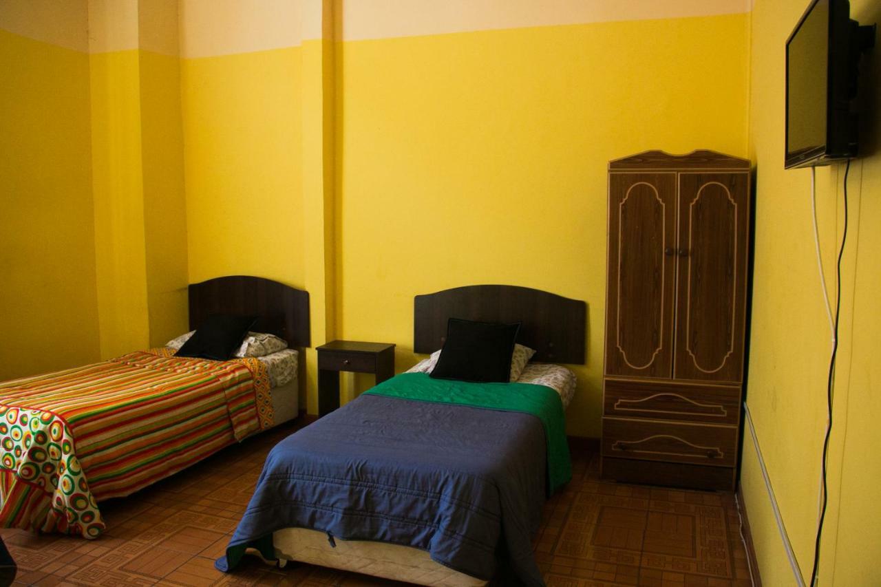 וואלפאראיסו Hostal Tricontinental מראה חיצוני תמונה
